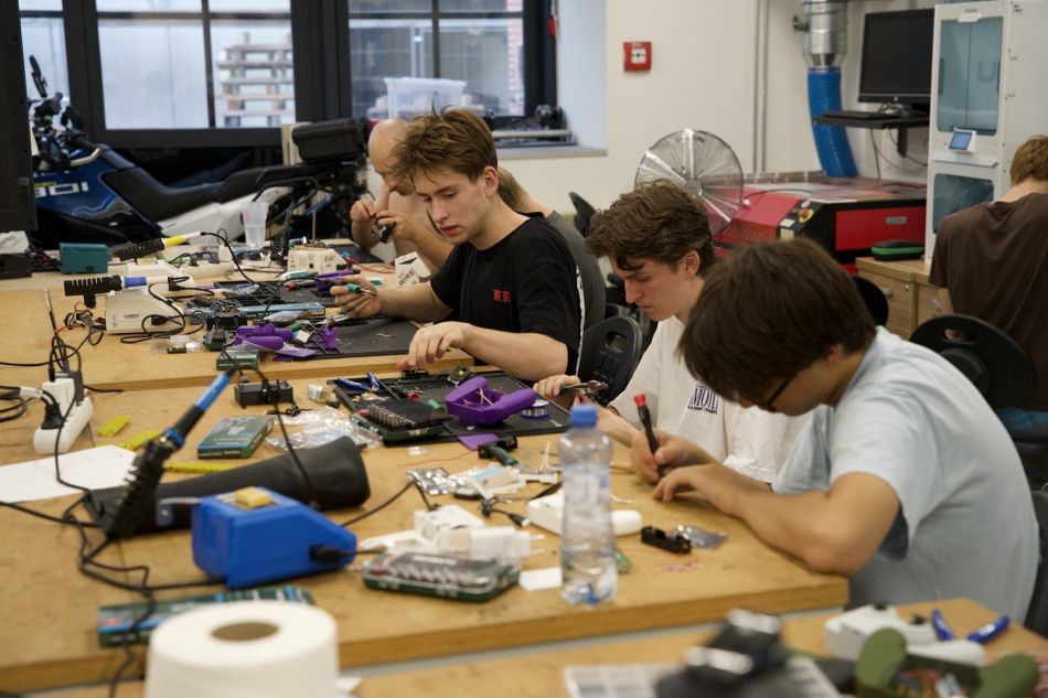 Foto: SIT Port BattleBots Bootcamp_1