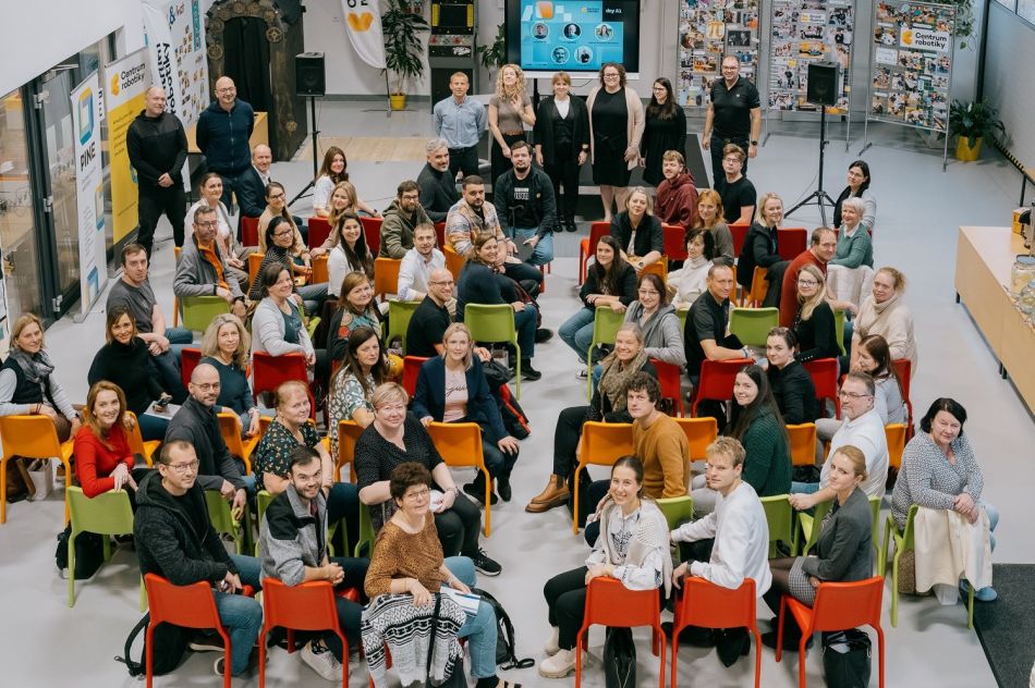 Foto: Centrum robotiky Dny AI v CR 2005_3