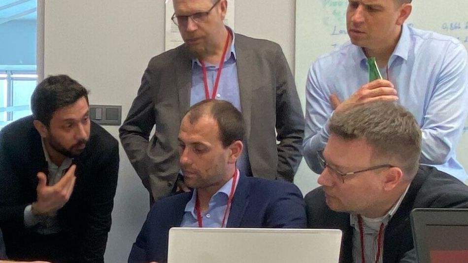 Fakulta elektrotechnická se podílí na mezinárodním výzkumu zelené energie pro blockchain computing