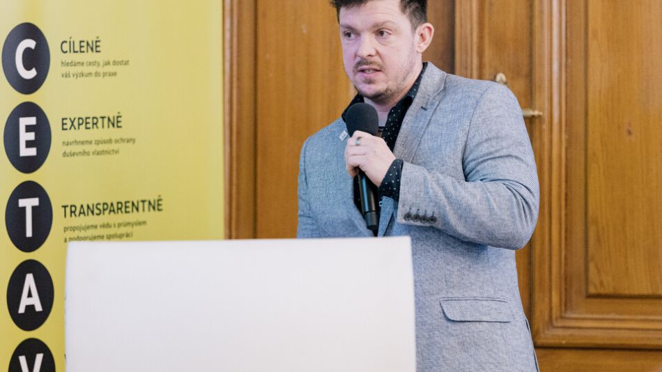 Lepší chlazení obráběcích nástrojů. Vynález z Fakulty strojní ZČU vyhrál hlavní cenu a míří do praxe