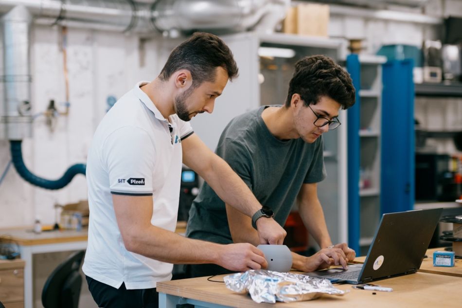 PINE_Drony SIT_kroužek Ponorka1_foto SITMP