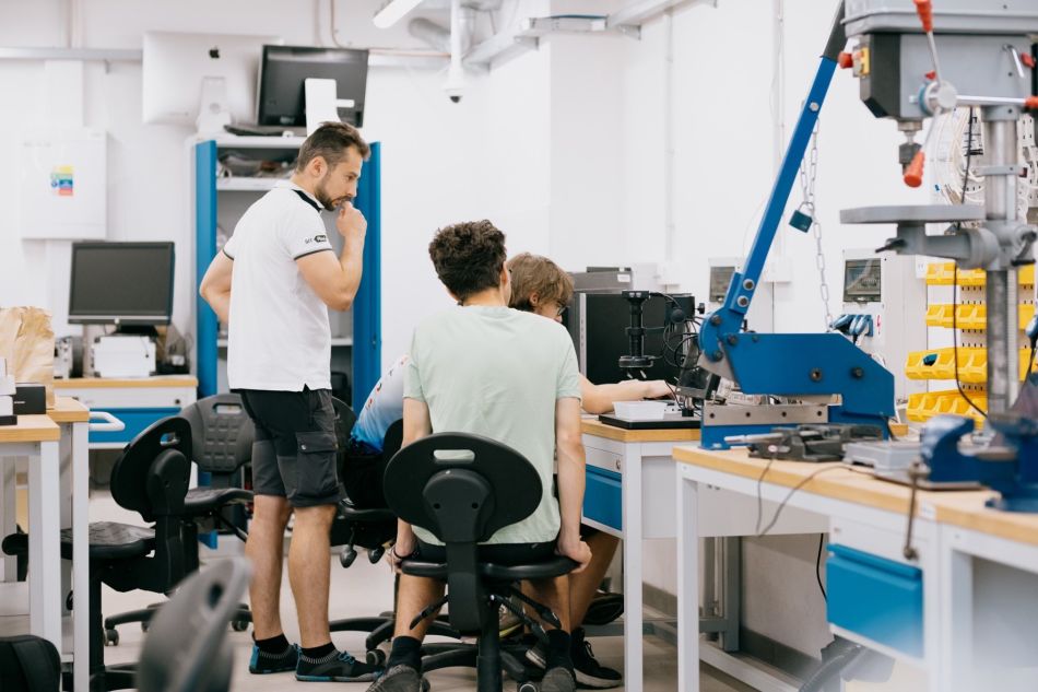 PINE_Drony SIT_kroužek Ponorka4_foto SITMP